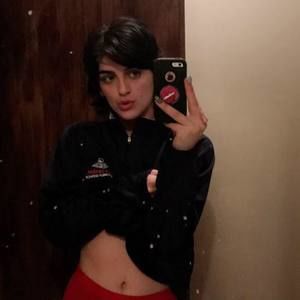 Meet your Posher, Paris